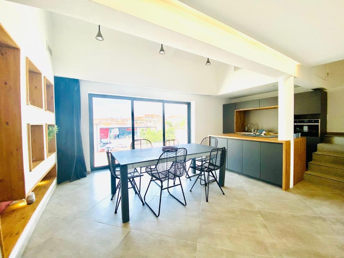 Appartamento Duplex 120M2 Terrasse Vue Sur Nîmes Esterno foto